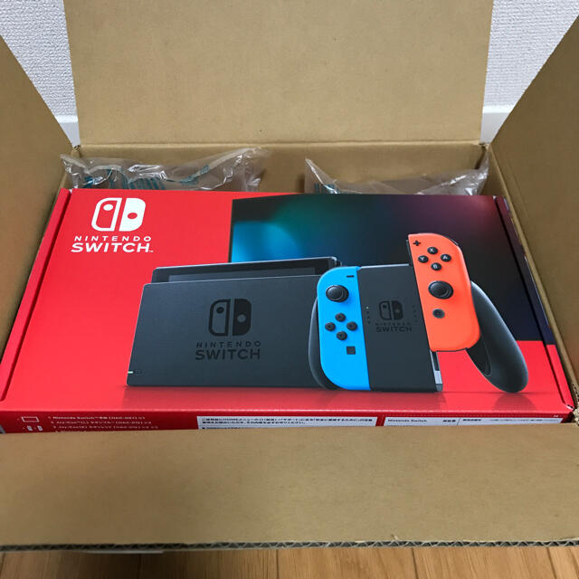 Nintendo Switch JOY-CON(L) ネオンブルー/(R) ネオ任天堂