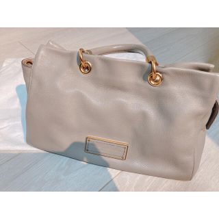 マークバイマークジェイコブス(MARC BY MARC JACOBS)の【美品】マークバイマークジェイコブス　ハンドバッグ(ハンドバッグ)