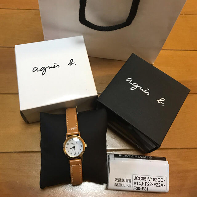 agnes b. アニエス・ベー　アニエスベー　腕時計　ソーラー時計レディース