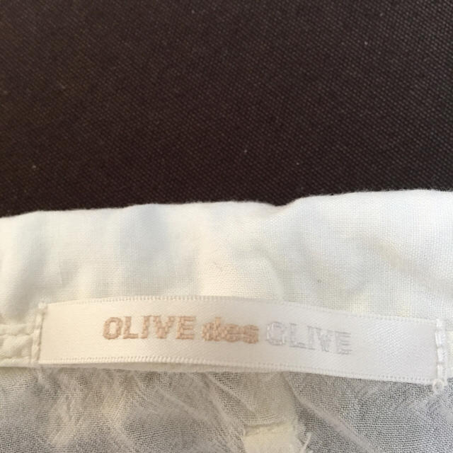 OLIVEdesOLIVE(オリーブデオリーブ)のブラウス⭐︎レース⭐︎オフホワイト レディースのトップス(シャツ/ブラウス(半袖/袖なし))の商品写真