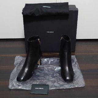 ドルチェアンドガッバーナ(DOLCE&GABBANA)の新品　ドルチェ&ガッバーナ　ブーツ(ブーツ)