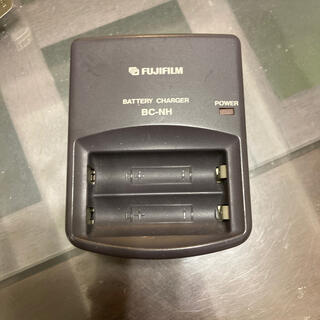 フジフイルム(富士フイルム)の富士フイルム充電器☆bc-nh(バッテリー/充電器)