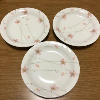 桜柄小皿　3枚セット　醤油皿(食器)