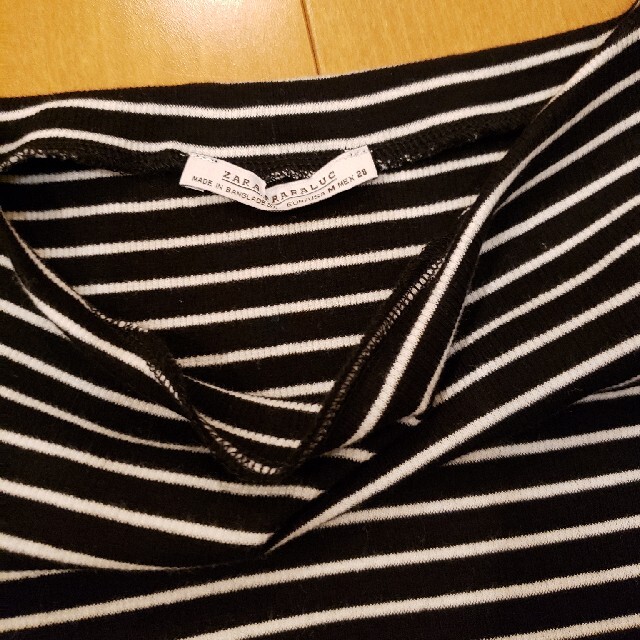 ZARA(ザラ)のボーダー　ボートネック　リブTシャツ レディースのトップス(Tシャツ(半袖/袖なし))の商品写真