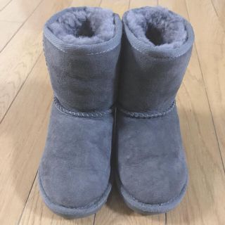 アグ(UGG)のUGGキッズブーツ(ブーツ)