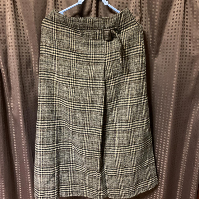 しまむら(シマムラ)のチェックスカート レディースのスカート(ひざ丈スカート)の商品写真