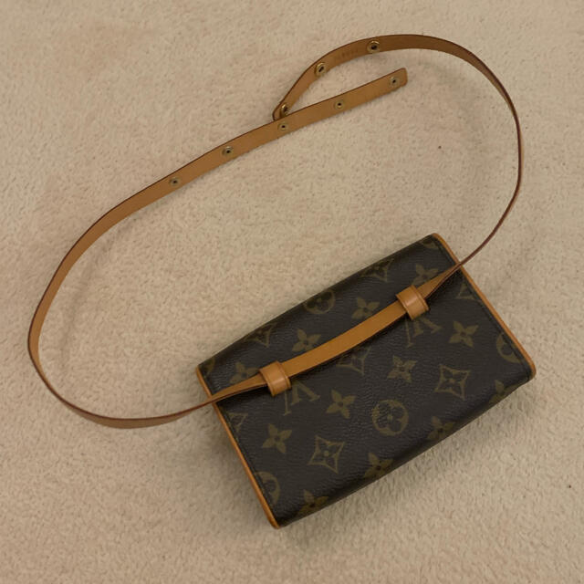 LOUIS VUITTON(ルイヴィトン)のLOUIS VUITTON モノグラム　ウエストポーチ レディースのバッグ(ボディバッグ/ウエストポーチ)の商品写真