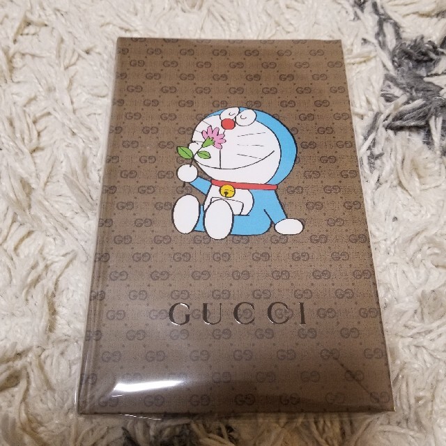 Gucci(グッチ)のレア ドラえもん×GUCCI コラボnote インテリア/住まい/日用品の文房具(ノート/メモ帳/ふせん)の商品写真