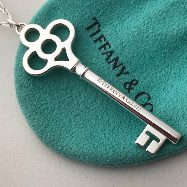 Tiffany クラウン キー ネックレスネックレス