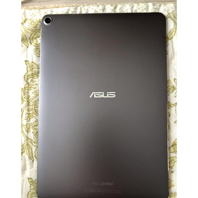 ASUS ZenPad 3S 10 (Z500M)  　プラスチックケース付