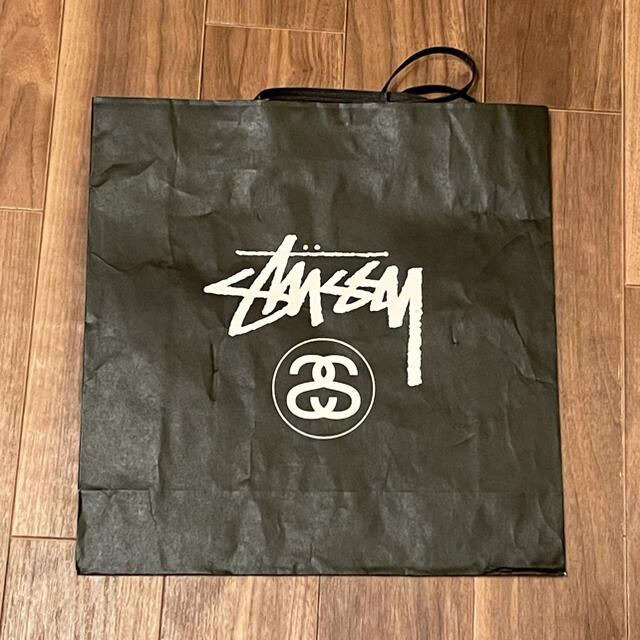 STUSSY(ステューシー)のSTUSSY ストゥーシー ショップ紙袋 ショッパー レディースのバッグ(ショップ袋)の商品写真