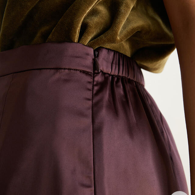 SNIDEL(スナイデル)の値下げ‼️RANDEBOOのサテンスカート レディースのスカート(ロングスカート)の商品写真
