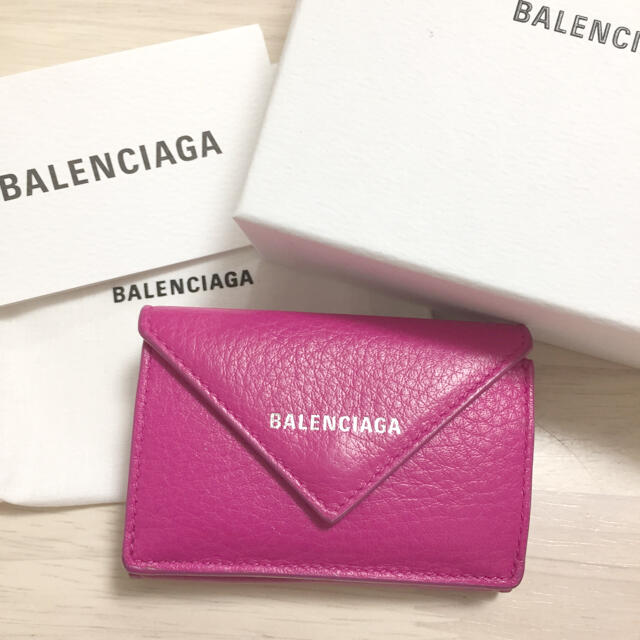 BALENCIAGAバレンシアガ ミニ財布 ペーパー ミニ 三つ折り財布 ピンク