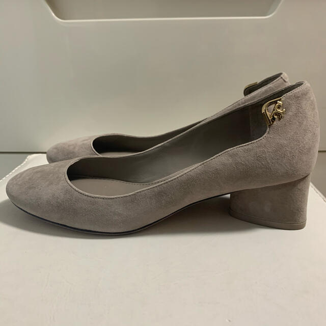 Tory Burch(トリーバーチ)のトリーバーチ　グレースエード　パンプス レディースの靴/シューズ(ハイヒール/パンプス)の商品写真