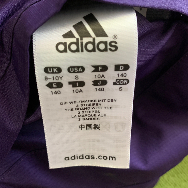 adidas(アディダス)のadidas 制約済み キッズ/ベビー/マタニティのキッズ服女の子用(90cm~)(ジャケット/上着)の商品写真