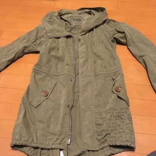 マウジー(moussy)のmoussyカーキのジャケット。(ミリタリージャケット)