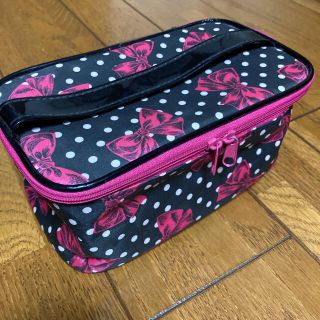 ベッツィジョンソン(BETSEY JOHNSON)のBETSEY JOHNSON メイクポーチ(ポーチ)