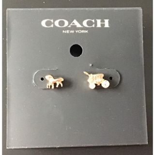 コーチ(COACH)の【COACH 】新品　ホース&キャリッジ スタッド　ピアス　ゴールド(ピアス)