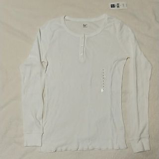 ギャップ(GAP)の【Mさん優先】GAP Tシャツ長袖 ボタン付き 新品(Tシャツ/カットソー(七分/長袖))