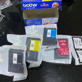 ブラザー(brother)のbrother インク　LC11-4PK 4色セット(PC周辺機器)