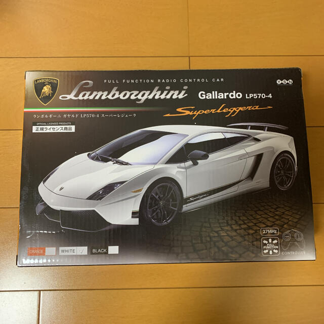 Lamborghini(ランボルギーニ)のランボルギーニ　ガヤルド　LP570-4 スーパーレジャーラ エンタメ/ホビーのおもちゃ/ぬいぐるみ(ホビーラジコン)の商品写真