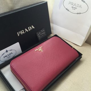 プラダ(PRADA)の超美品！PRADA 長財布(財布)