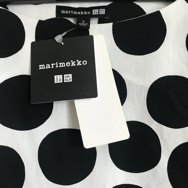 marimekko(マリメッコ)のmarimekko×UNIQLO ノースリーブ　Sサイズ レディースのトップス(シャツ/ブラウス(半袖/袖なし))の商品写真