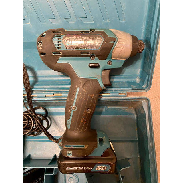 Makita(マキタ)のKazann さん専用　TD110DSHX バッテリー、充電器、ケースフルセット スポーツ/アウトドアの自転車(工具/メンテナンス)の商品写真