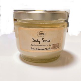 サボン(SABON)のボディスクラブ　パチュリラベンダーバニラの香り(ボディスクラブ)