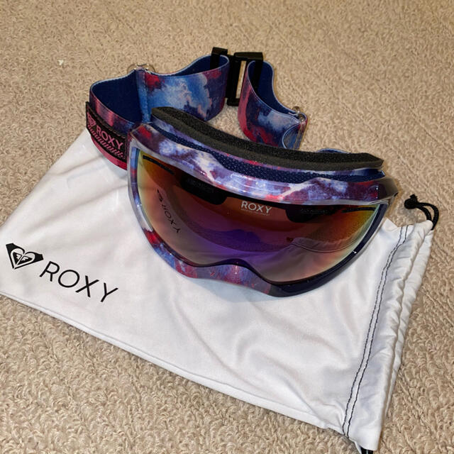 Roxy(ロキシー)のスノーボード　スキー　セット　ゴーグル　グローブ　ニット帽 スポーツ/アウトドアのスノーボード(アクセサリー)の商品写真