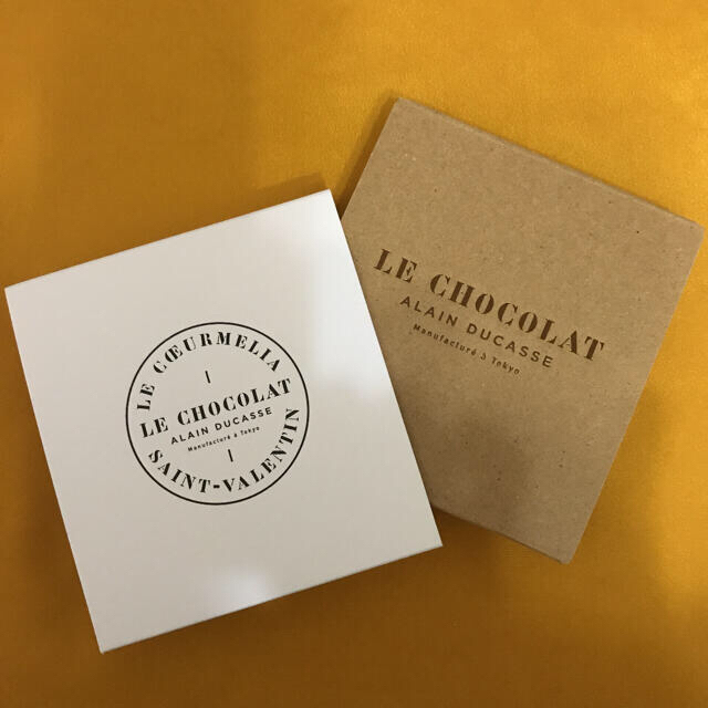 CHANEL(シャネル)のALAIN DUCASSE❤️バレンタイン❤️特別なチョコ❤️非売品❤️残1個 食品/飲料/酒の食品(菓子/デザート)の商品写真