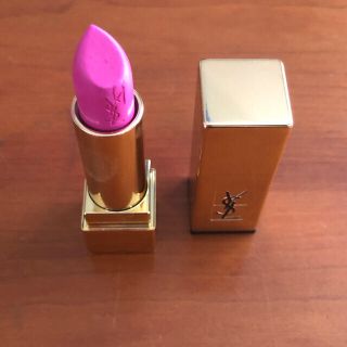 イヴサンローランボーテ(Yves Saint Laurent Beaute)の値下げ！イヴ・サンローラン　ルージュ　ピュールクチュール　No.76(口紅)