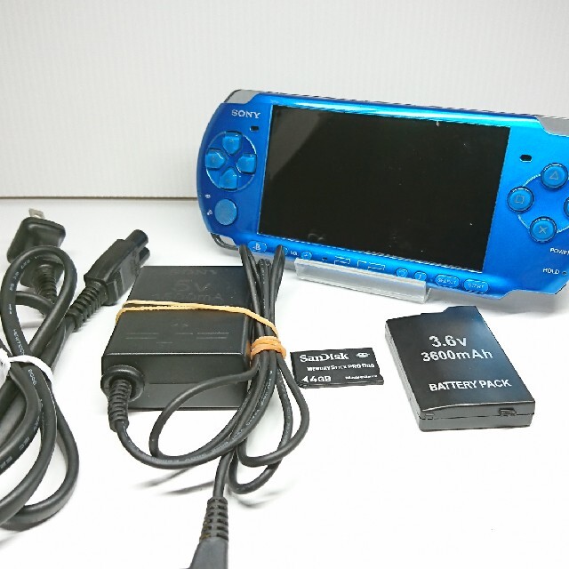 PlayStation Portable(プレイステーションポータブル)の「良品」PSP3000 ブルー エンタメ/ホビーのゲームソフト/ゲーム機本体(携帯用ゲーム機本体)の商品写真