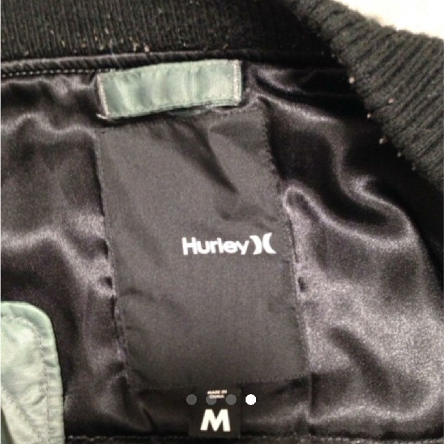 Hurley(ハーレー)の 愛恋様専用 hurley MA-1ブルゾン メンズのジャケット/アウター(フライトジャケット)の商品写真