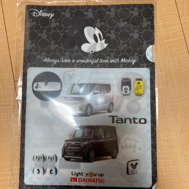 Disney(ディズニー)のDAIHATSUタント クリアファイルディズニー 自動車/バイクの自動車(車外アクセサリ)の商品写真