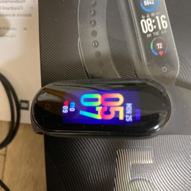 mi band 5 グローバル版 メンズの時計(腕時計(デジタル))の商品写真