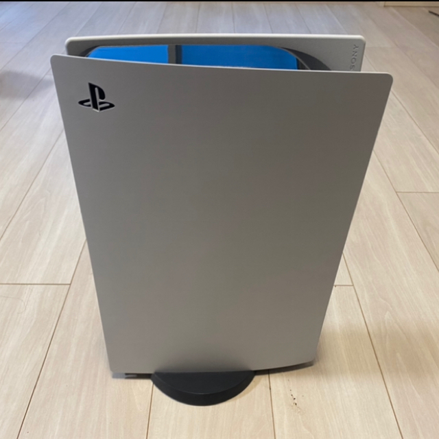 PlayStation(プレイステーション)のPlayStation5 プレステ5 プレイステーション5 デジタルエディション エンタメ/ホビーのゲームソフト/ゲーム機本体(家庭用ゲーム機本体)の商品写真