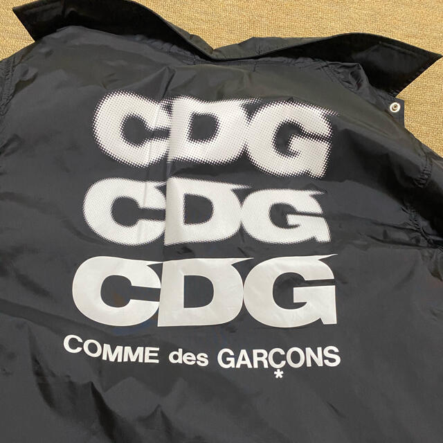 COMME des GARCONS(コムデギャルソン)のCOMME des GARCONS コムデギャルソン CDGコーチジャケット メンズのジャケット/アウター(ナイロンジャケット)の商品写真