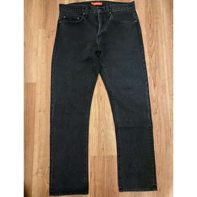 Supreme(シュプリーム)の【新古品】supreme stone wash slim jean 32 デニム メンズのパンツ(デニム/ジーンズ)の商品写真