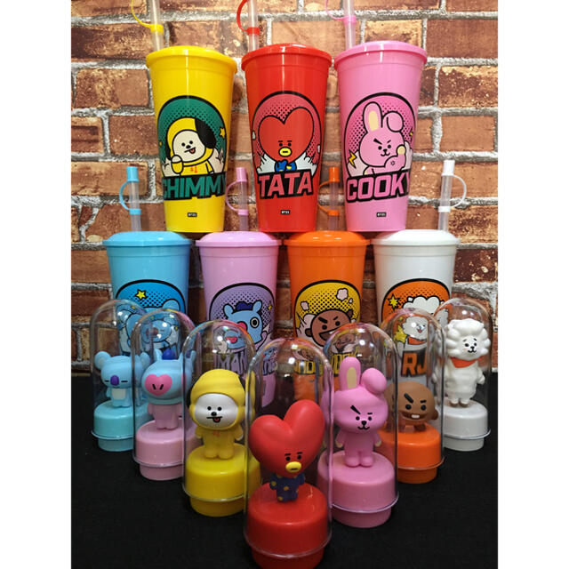 アイドルグッズBT21 X CGV フィギュアタンブラーコンプリートセット