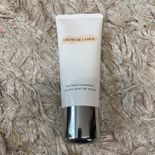 DE LA MER(ドゥラメール)の⭐︎専用⭐︎ドゥ.ラ.メール　　ザ　ハンドトリートメント コスメ/美容のボディケア(ハンドクリーム)の商品写真