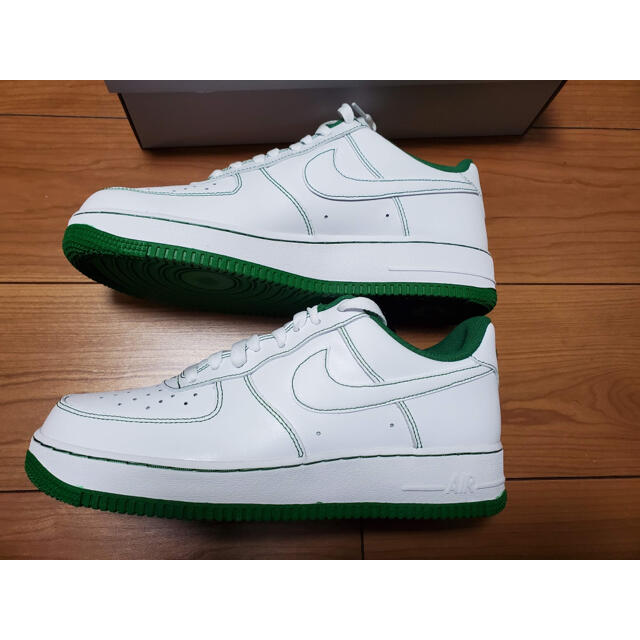 新品未使用　メンズスニーカー　NIKE AIR FORCE 1 '07 27cm