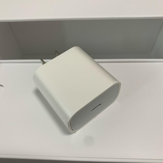 2個　20W USB TYPE C充電器 PD対応　ACアダプター iPhone スマホ/家電/カメラのスマートフォン/携帯電話(バッテリー/充電器)の商品写真