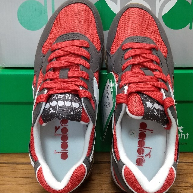 DIADORA(ディアドラ)のdiadora N.92 darkred 新品 23.0cm レディースの靴/シューズ(スニーカー)の商品写真