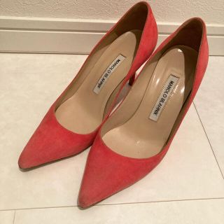 マノロブラニク(MANOLO BLAHNIK)のMANOLO BLAHNIK スエードパンプス(ハイヒール/パンプス)