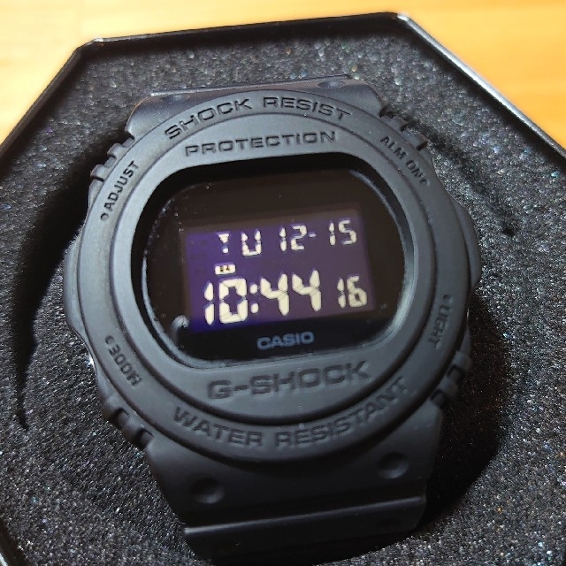 G-SHOCK(ジーショック)のCASIO カシオ G-SHOCK ジーショック DW-5700シリーズ メンズの時計(腕時計(デジタル))の商品写真