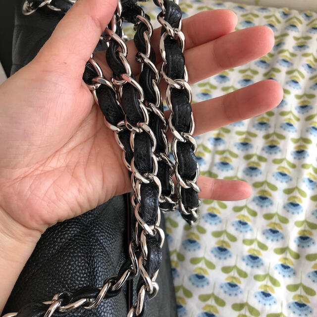 CHANEL(シャネル)のやすべえ様専用　シャネル　マトラッセ30  キャビアスキン レディースのバッグ(ショルダーバッグ)の商品写真