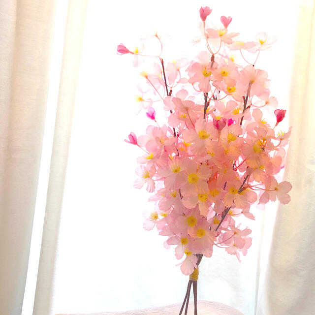 専用　限定1束　スワッグ　桜　造花　花束　ブーケ　46 ハンドメイドのフラワー/ガーデン(その他)の商品写真