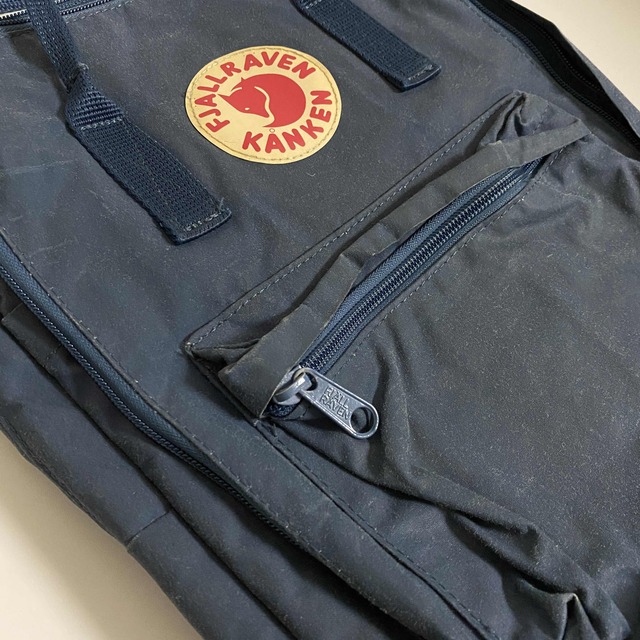 FJALL RAVEN(フェールラーベン)のFJÄLLRÄVEN Kånken Laptop 15” (27172) メンズのバッグ(バッグパック/リュック)の商品写真