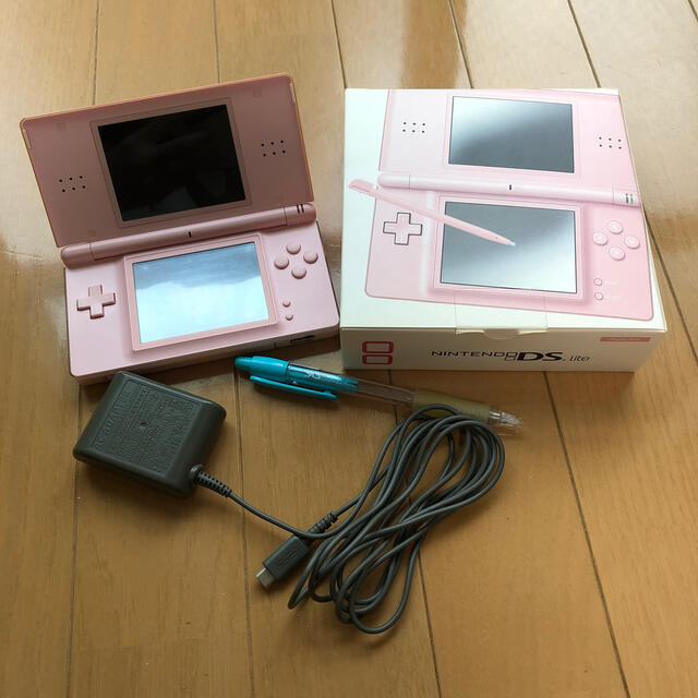 ニンテンドーDS(ニンテンドーDS)のNintendo DS ニンテンド-DS LITE ノーブルピンク エンタメ/ホビーのゲームソフト/ゲーム機本体(携帯用ゲーム機本体)の商品写真